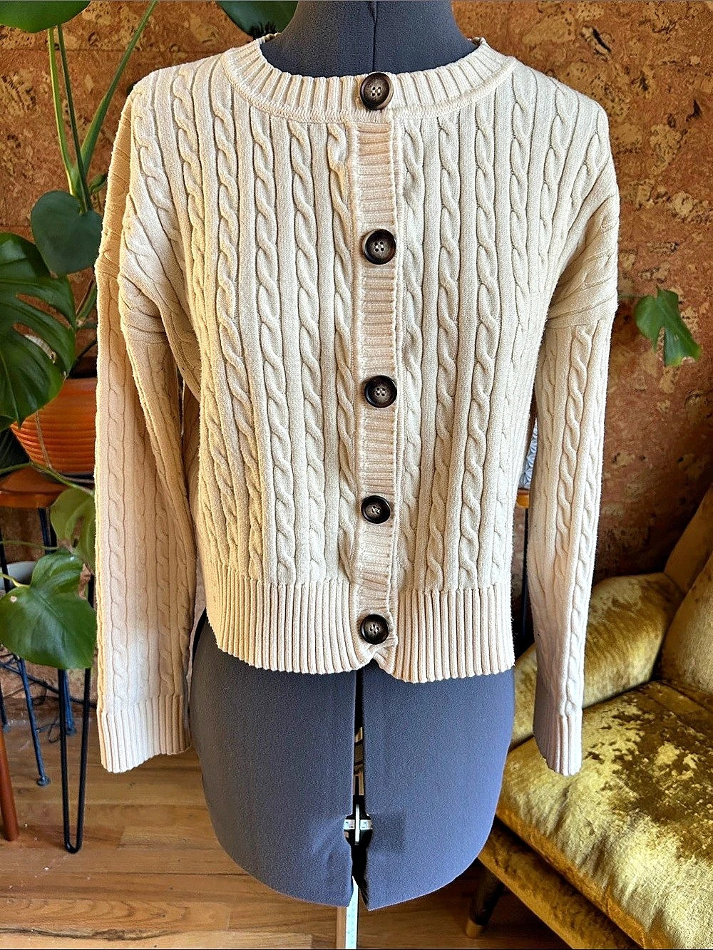 Hem & Thread Cable Knit Cardigan in Cream ✨EUC✨